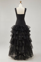 Schwarzes Hoch Niedrig Organza Abendkleid mit Rüschen